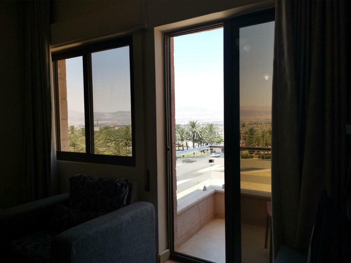 Al Jawad Suites Aqaba Exterior photo