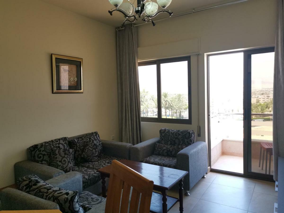 Al Jawad Suites Aqaba Exterior photo